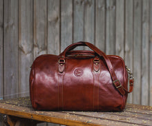 Load image into Gallery viewer, Cenzo Italian Leather Duffle Travel Bag 7

