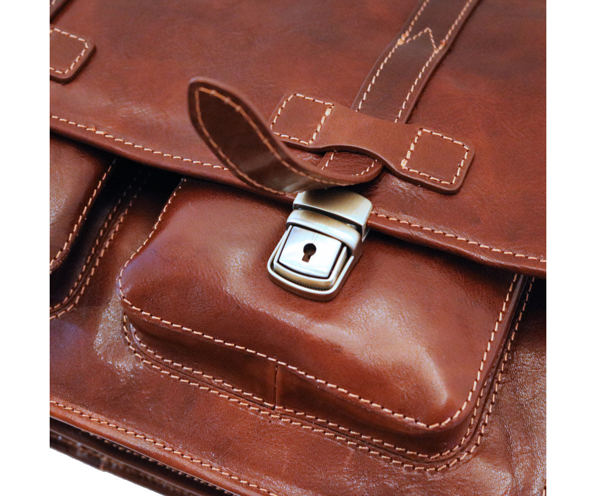 Personalize your Cenzo Commuter Brief